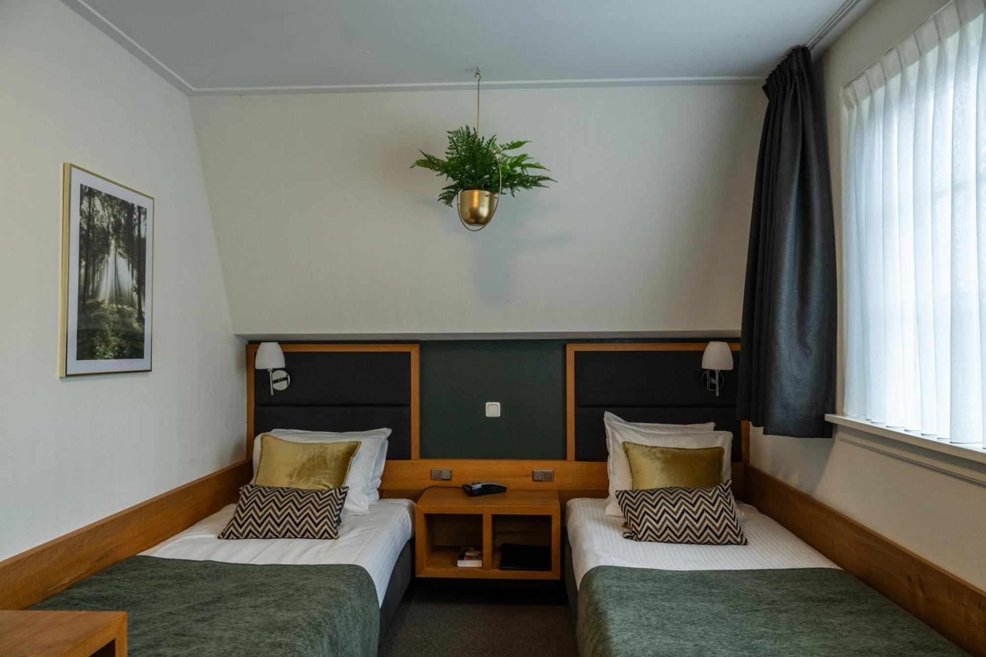 Hotel Restaurant Het Witte Huis Olterterp Esterno foto